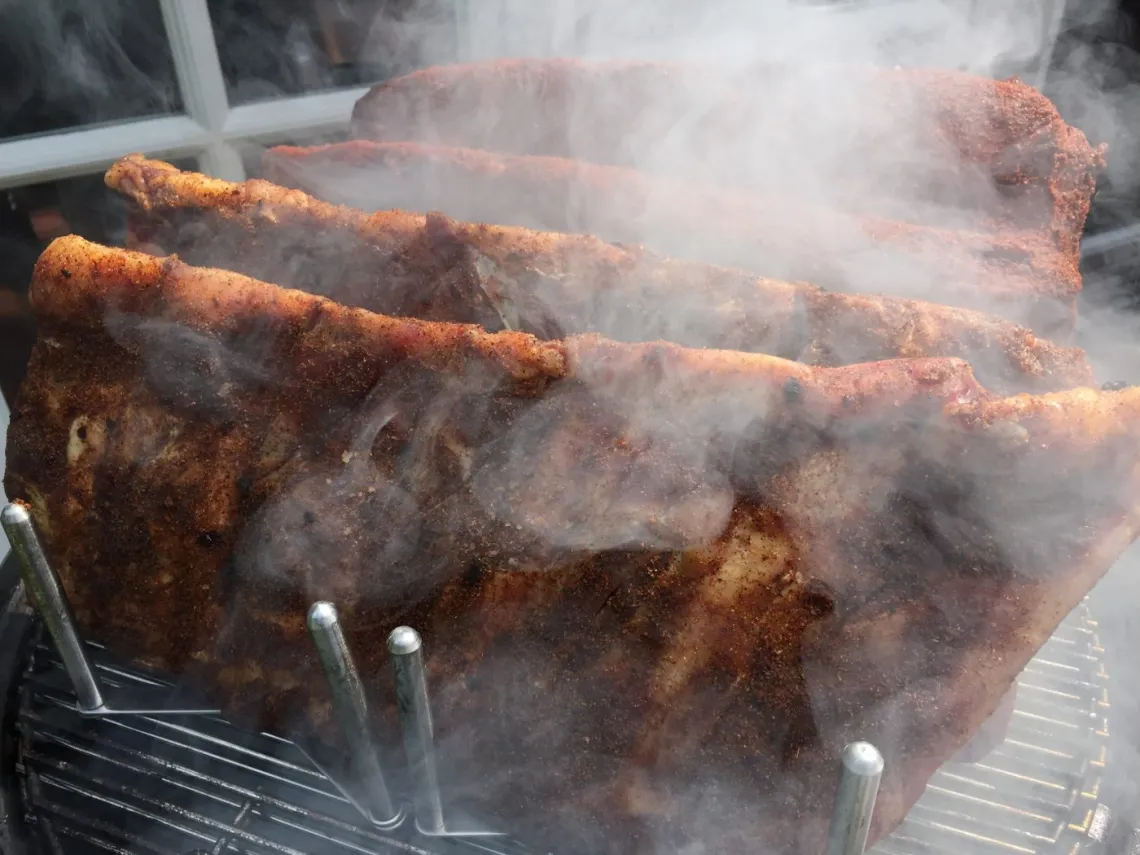 Perfekte Spareribs grillen mit dem IKEA VARIERA: Tipps und Tricks